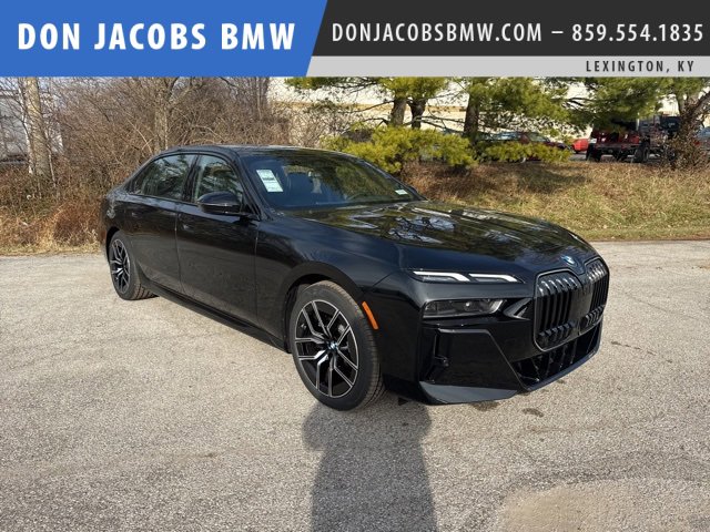 New 2026 BMW 740i xDrive image 1