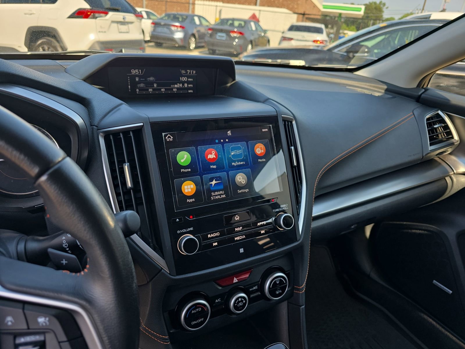 Used 2019 Subaru Crosstrek 2.0i Limited w/ Moonroof Package w/Navigation AWD/4WD image 23