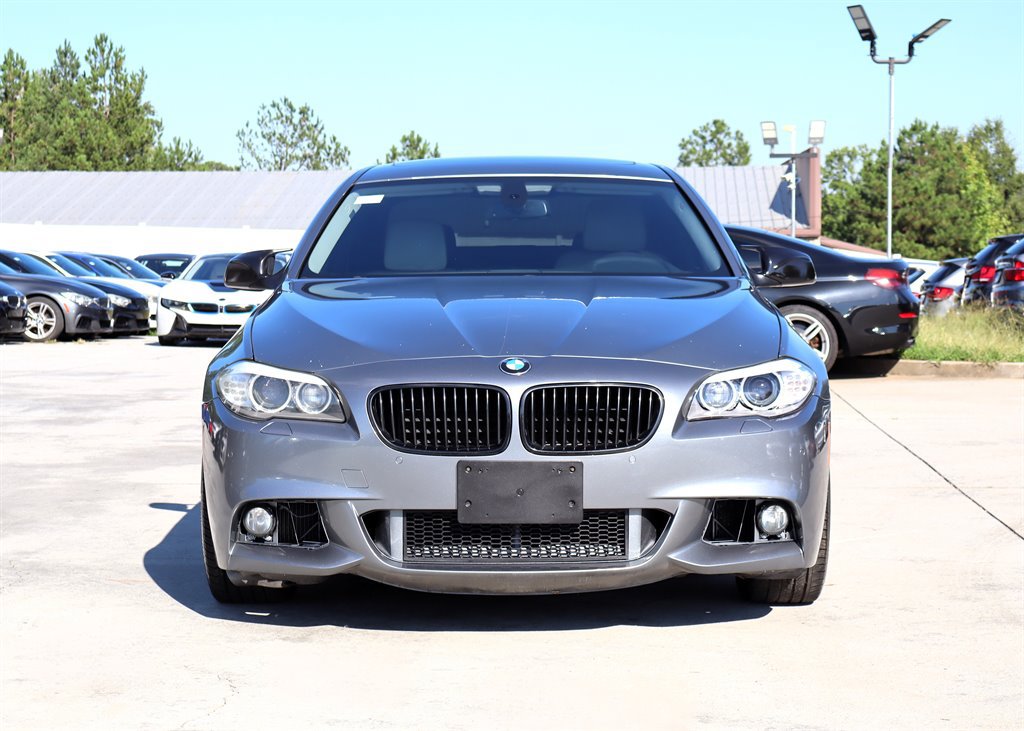 Used 2011 BMW 535i Sedan RWD image 2