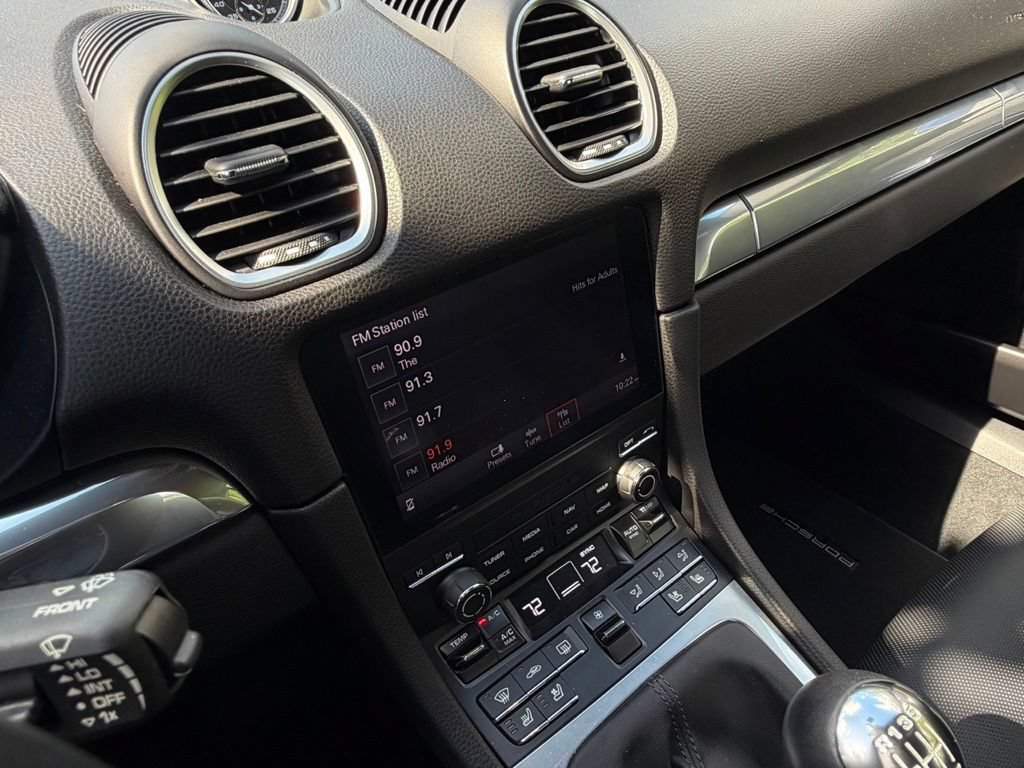 Certified 2024 Porsche 718 Cayman RWD image 14