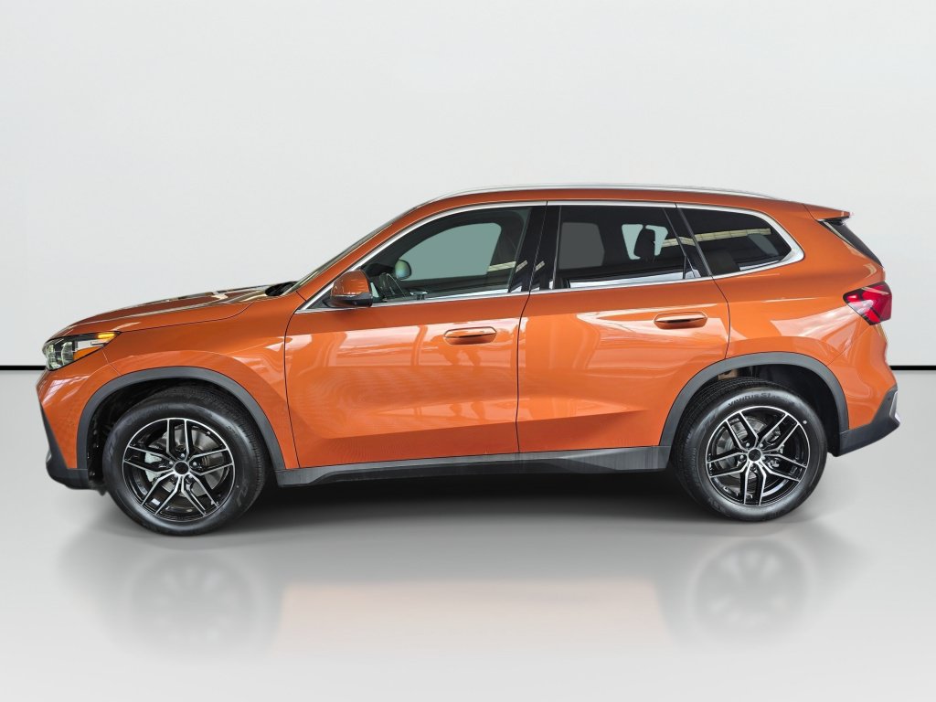 Used 2023 BMW X1 xDrive28i w/ Premium Package AWD/4WD image 2