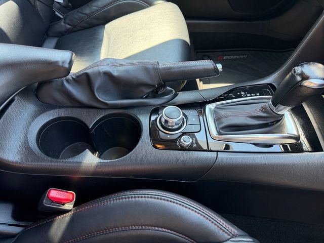 Used 2016 MAZDA MAZDA3 i Grand Touring FWD image 27