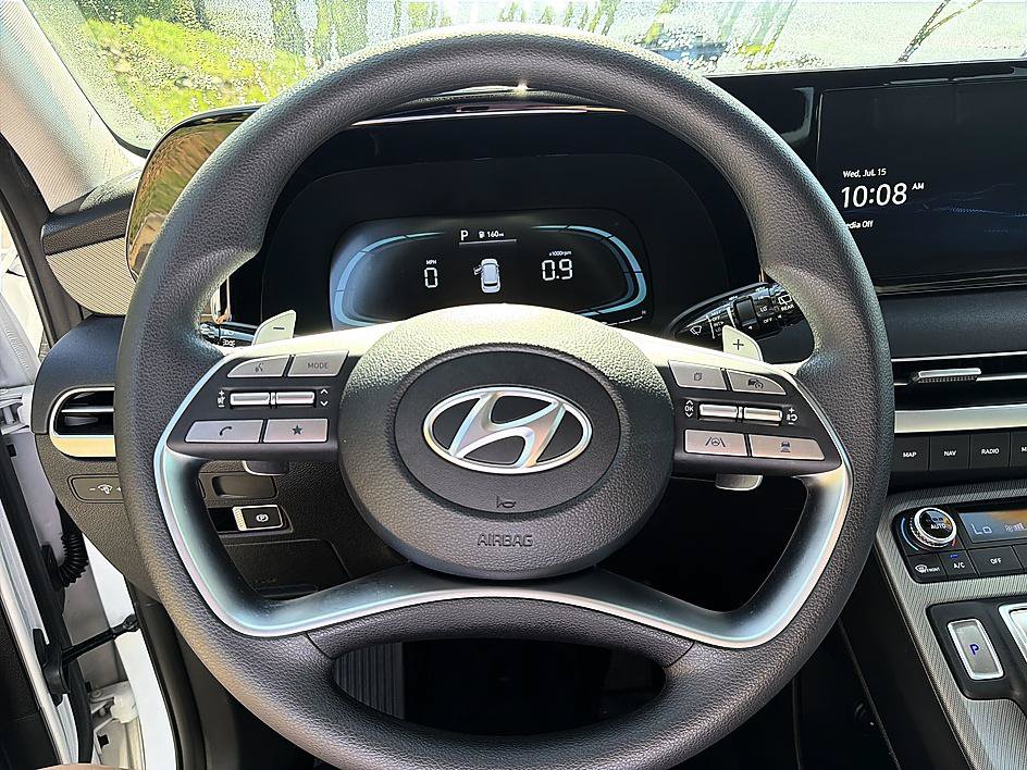 Used 2025 Hyundai Palisade SE FWD image 13