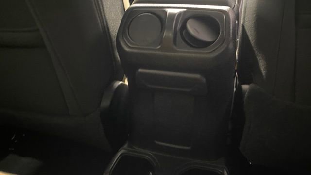 Used 2022 Jeep Wrangler Sport S image 22