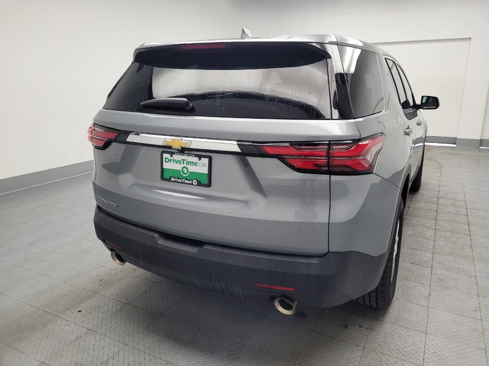 Used 2023 Chevrolet Traverse LS FWD image 7