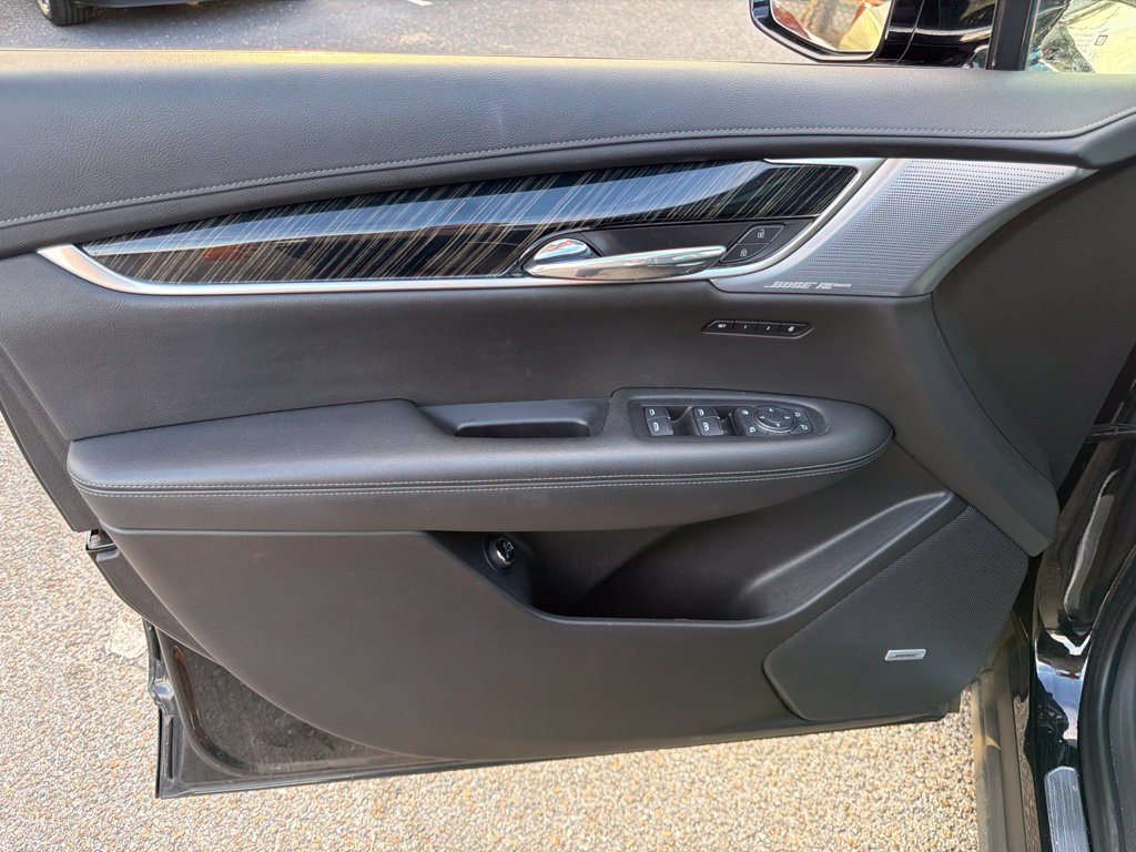 Used 2023 Cadillac XT6 Premium Luxury FWD image 20
