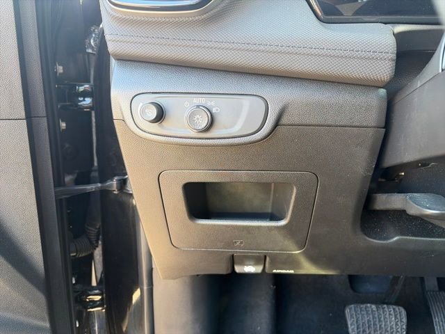 Used 2024 Chevrolet TrailBlazer LS image 41