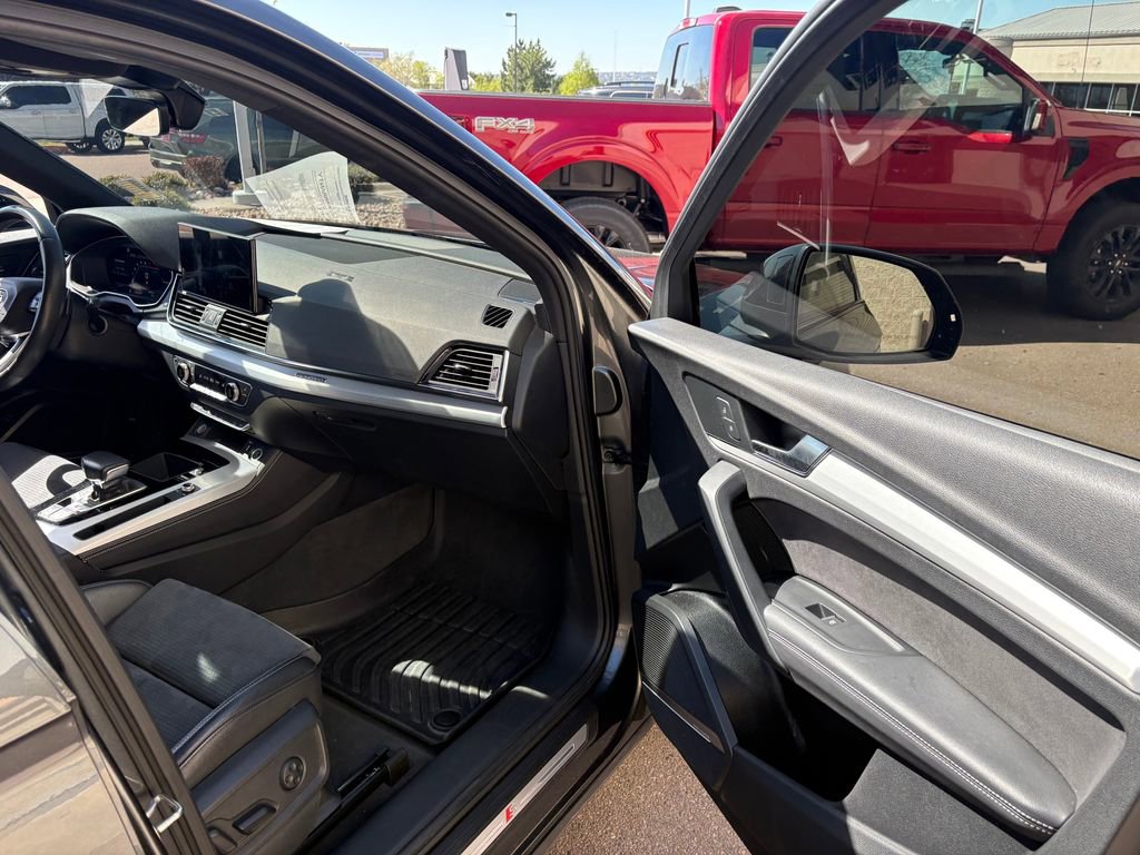 Used 2021 Audi SQ5 Prestige AWD/4WD image 28