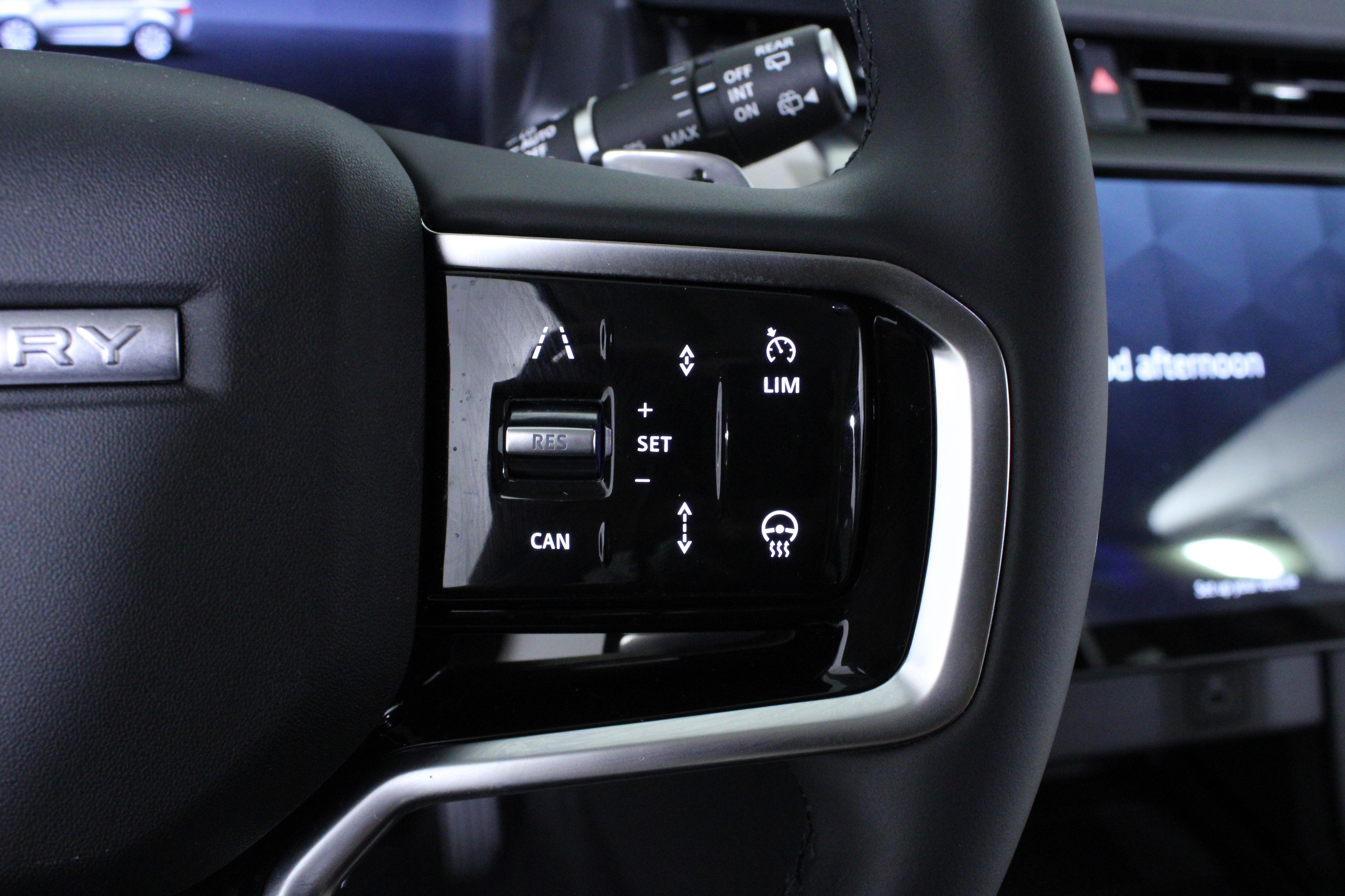 Used 2025 Land Rover Discovery Sport S image 23