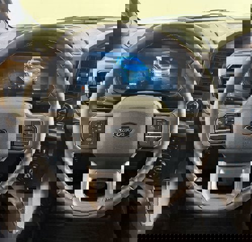 Used 2025 Ford F150 Lariat w/ Equipment Group 501A Mid image 9