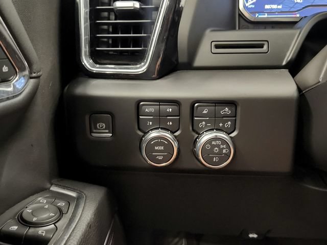 Used 2023 GMC Sierra 1500 Denali AWD/4WD image 38