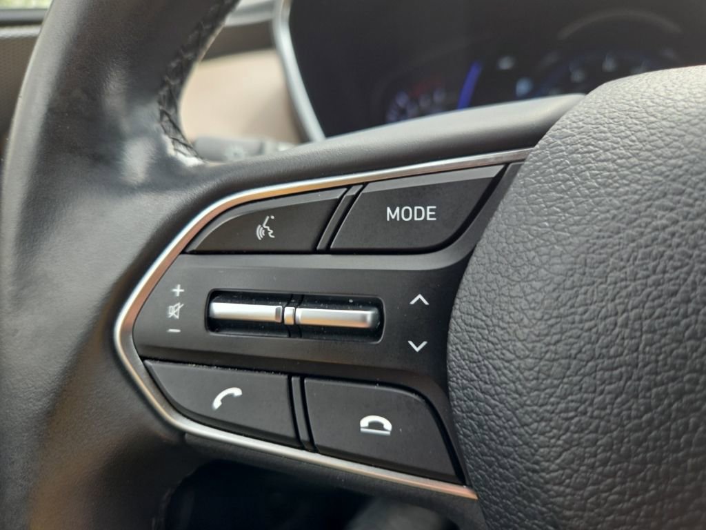 Used 2019 Hyundai Santa Fe SEL image 36