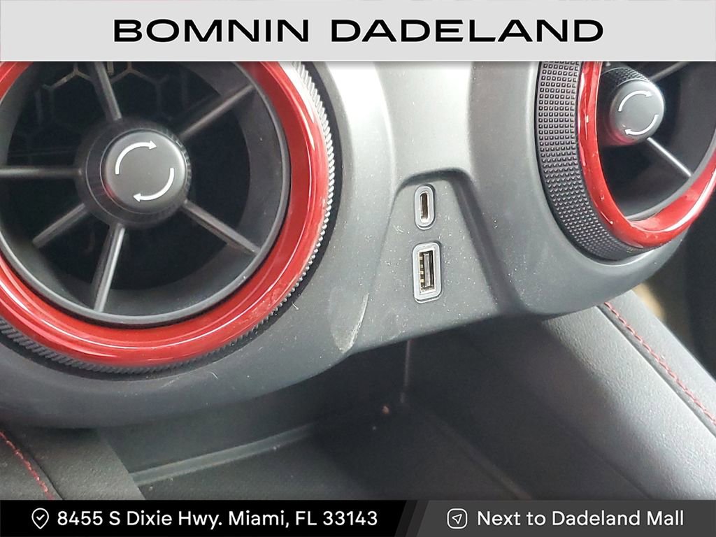 Used 2022 Chevrolet Blazer RS w/ Enhanced Convenience Package image 26
