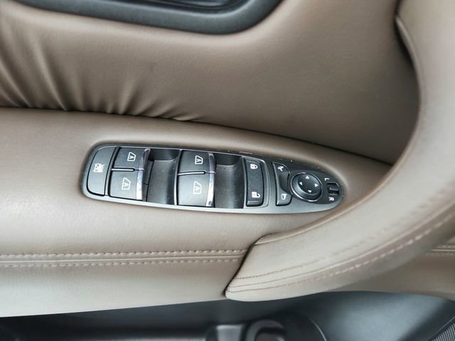 Used 2022 Nissan Armada Platinum w/ Captain's Chairs Package RWD image 34