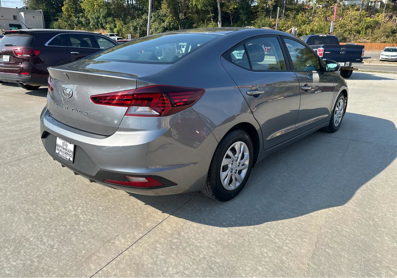 Used 2020 Hyundai Elantra SE w/ Cargo Package (C1) FWD image 6