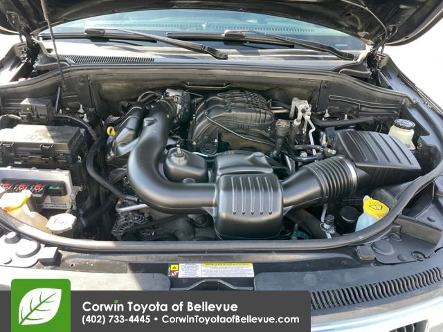 Used 2013 Jeep Grand Cherokee Laredo w/ Laredo E Group image 27