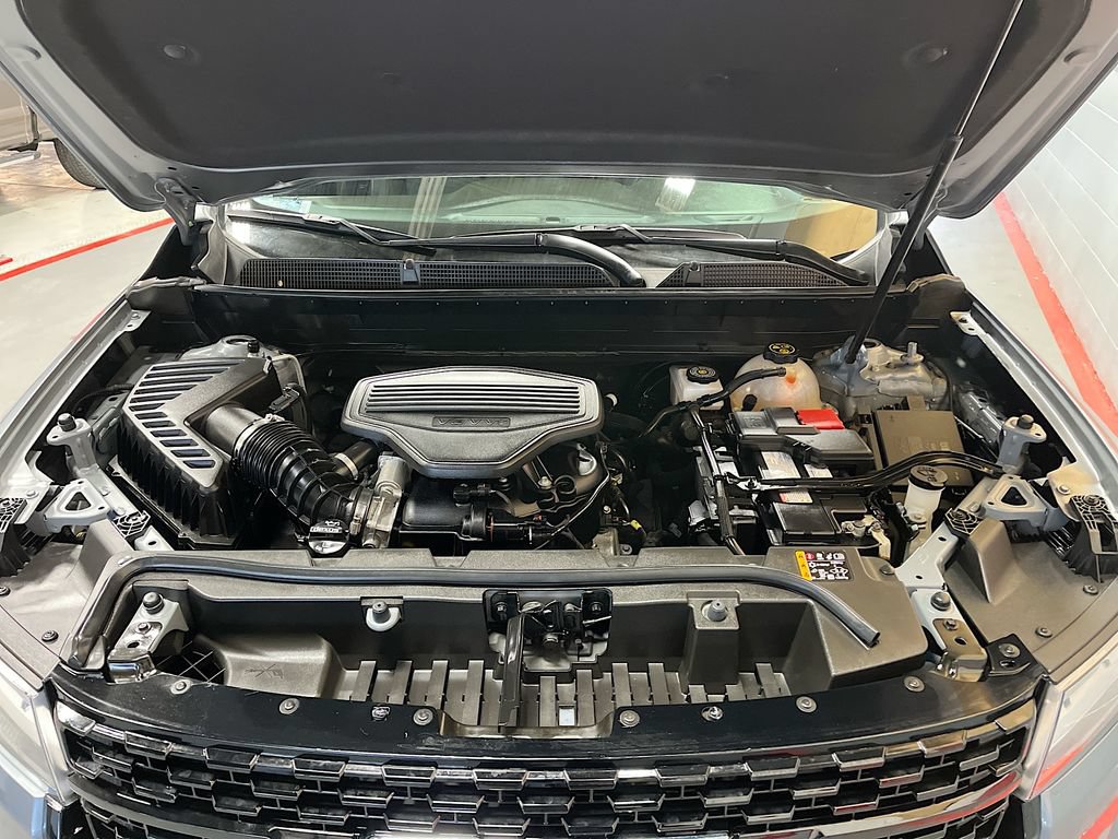 Used 2023 GMC Acadia AT4 w/ Trailering Package AWD/4WD image 33