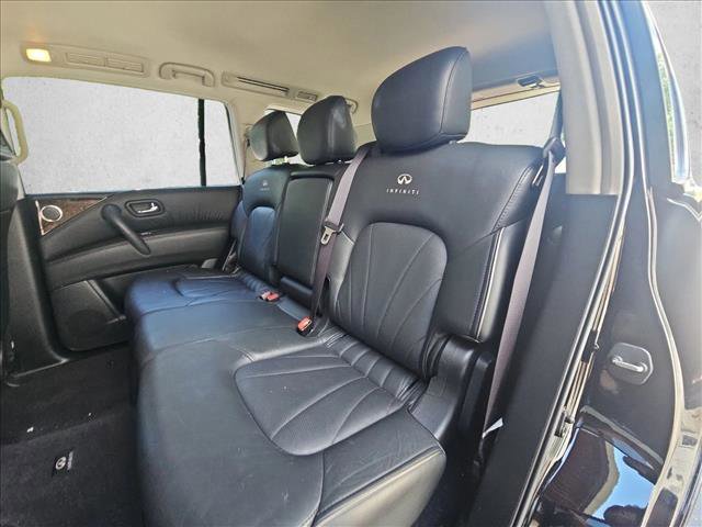 Used 2013 INFINITI QX56 4WD w/ Deluxe Touring Pkg image 16
