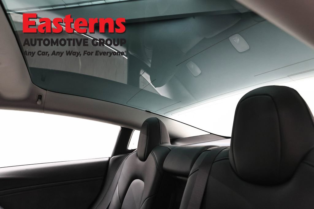 Used 2019 Tesla Model 3 Standard Range Plus image 32