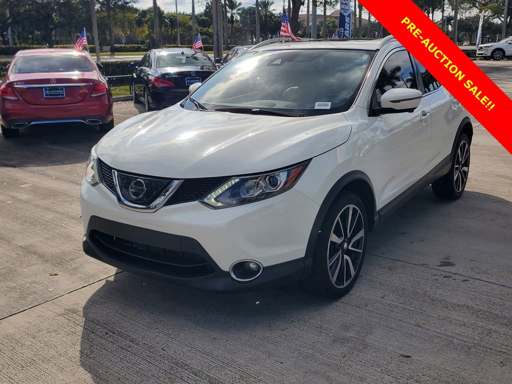 Used 2019 Nissan Rogue Sport SL w/ Premium Package image 3
