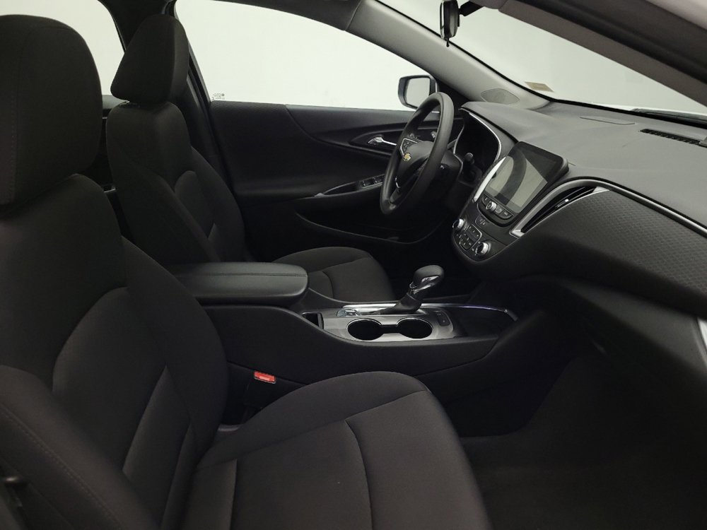 Used 2024 Chevrolet Malibu LT image 21