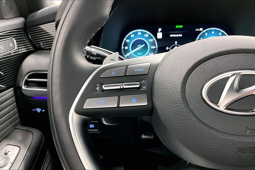 Used 2025 Hyundai Palisade Calligraphy image 24