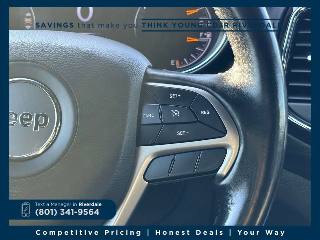 Used 2022 Jeep Grand Cherokee Laredo X image 19