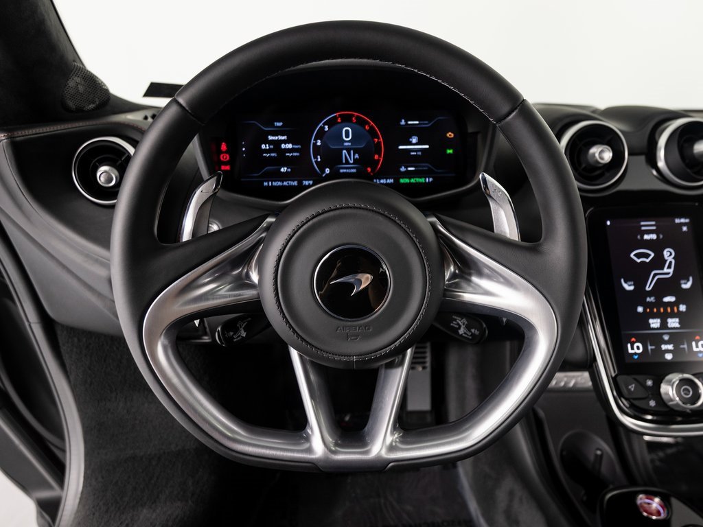 New 2025 McLaren GTS image 14