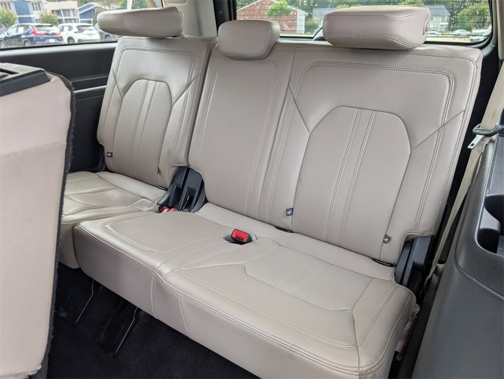 Used 2023 Ford Expedition Max Limited image 37