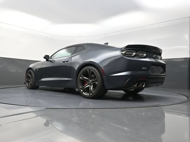 Used 2020 Chevrolet Camaro SS RWD image 32