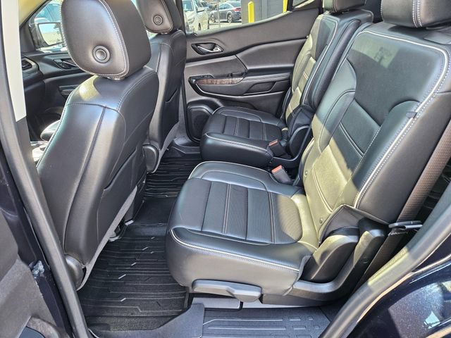 Used 2022 GMC Acadia Denali w/ Denali Ultimate Package AWD/4WD image 16
