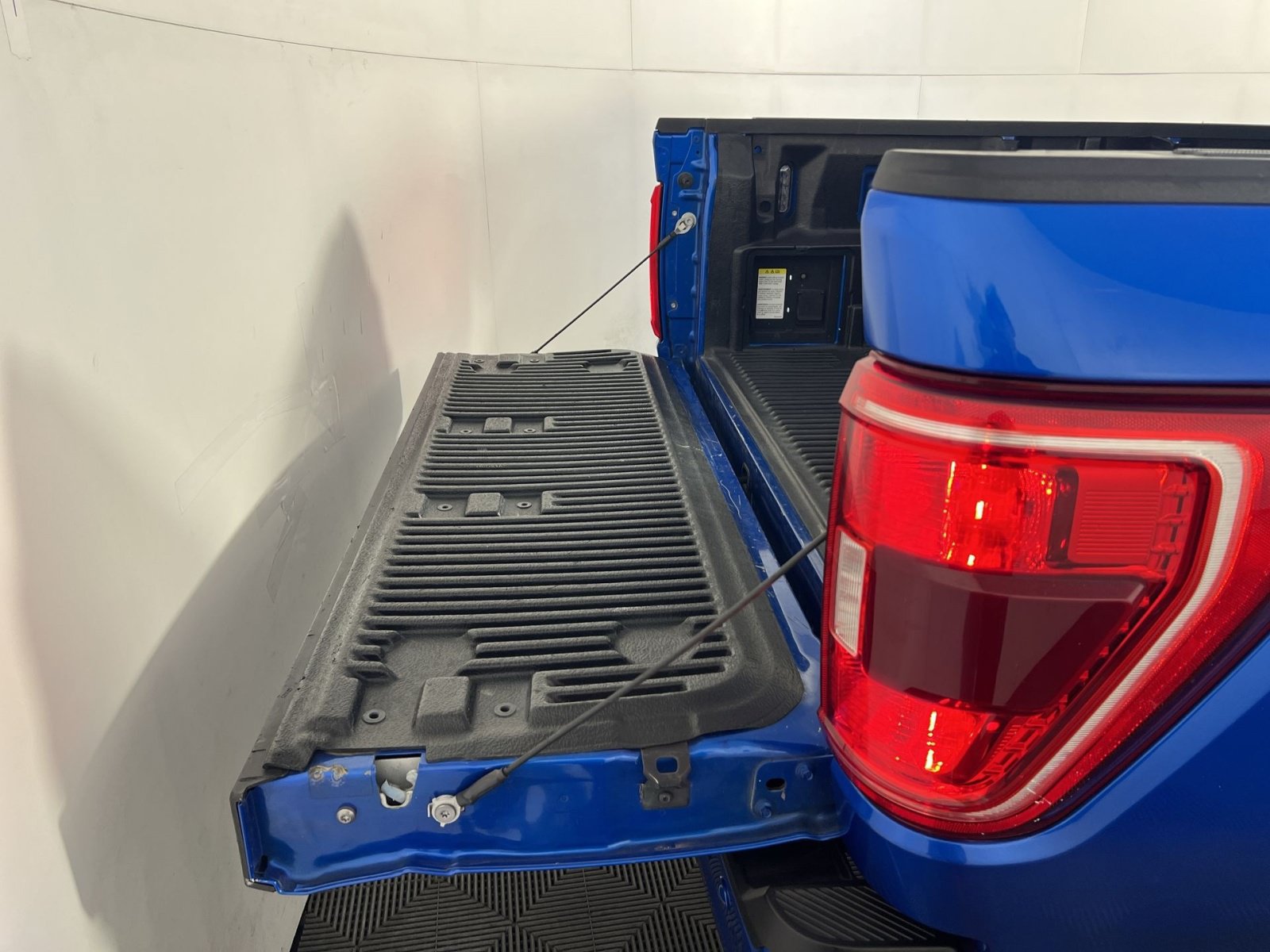 Used 2021 Ford F150 XLT w/ Equipment Group 302A High RWD image 26