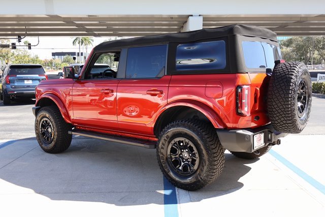 Used 2023 Ford Bronco Outer Banks image 4