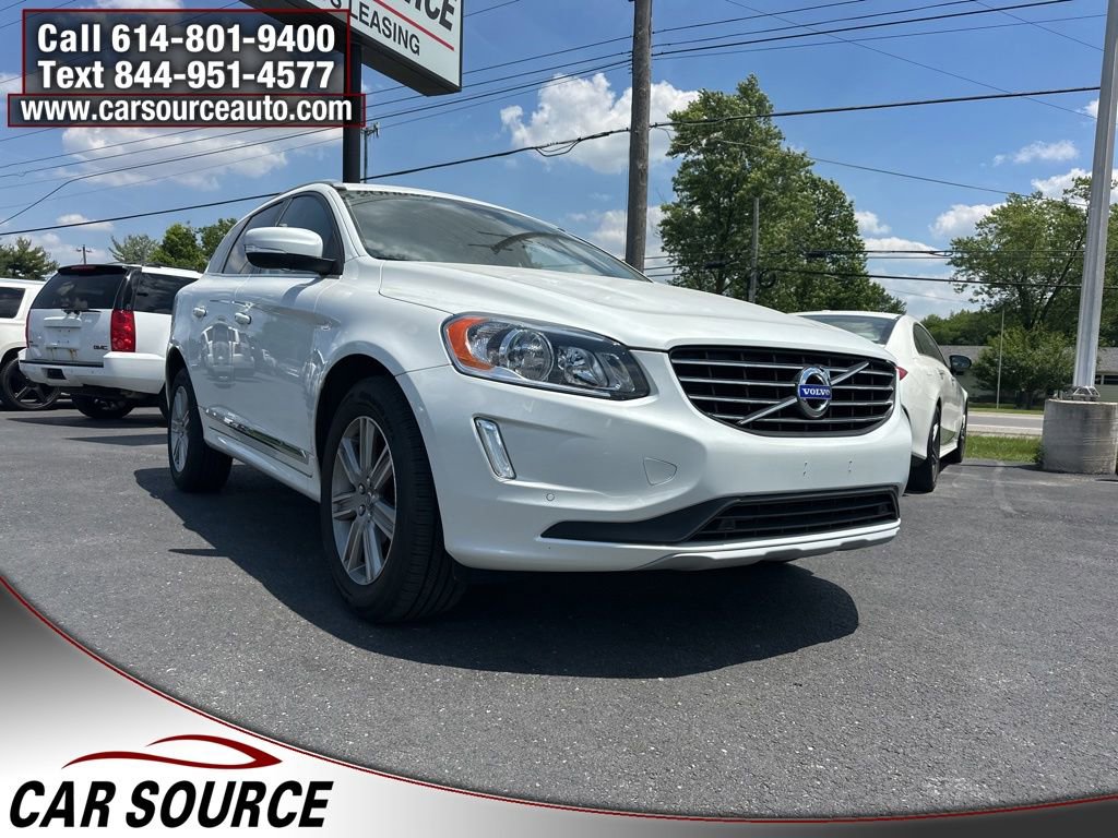 Used 2016 Volvo XC60 T6 w/ Proximity Package AWD/4WD image 3