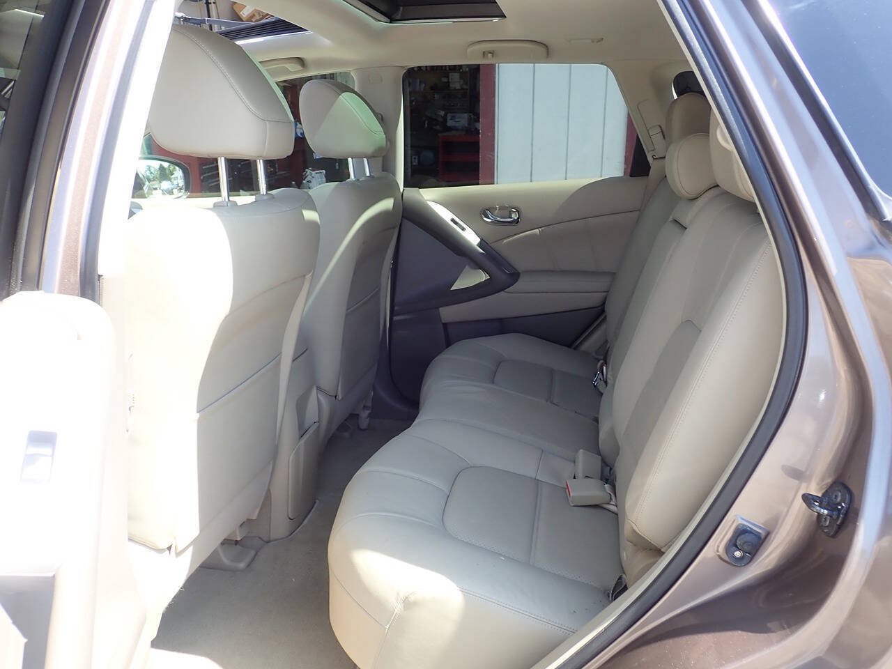 Used 2014 Nissan Murano SL w/ Navigation Package AWD/4WD image 13