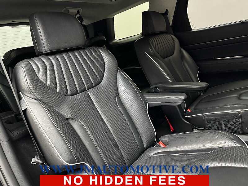 Used 2023 Hyundai Palisade Limited AWD/4WD image 23