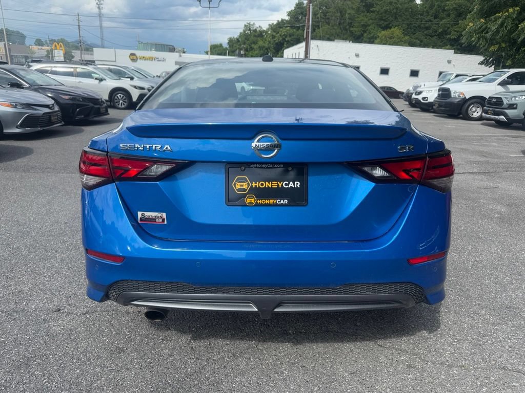 Used 2022 Nissan Sentra SR w/ Electronics Package FWD image 5