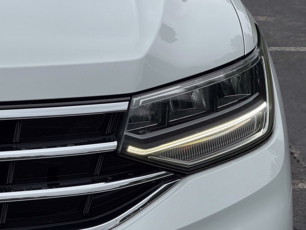 Used 2022 Volkswagen Tiguan SE AWD/4WD image 5