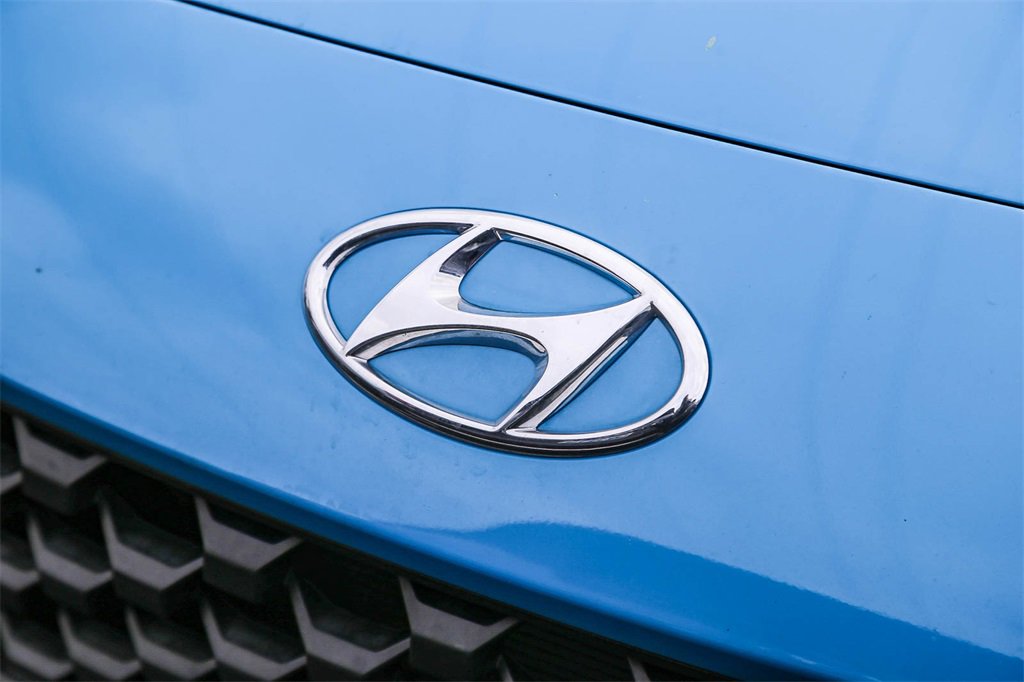 Certified 2023 Hyundai Kona SEL w/ Cargo Package image 4