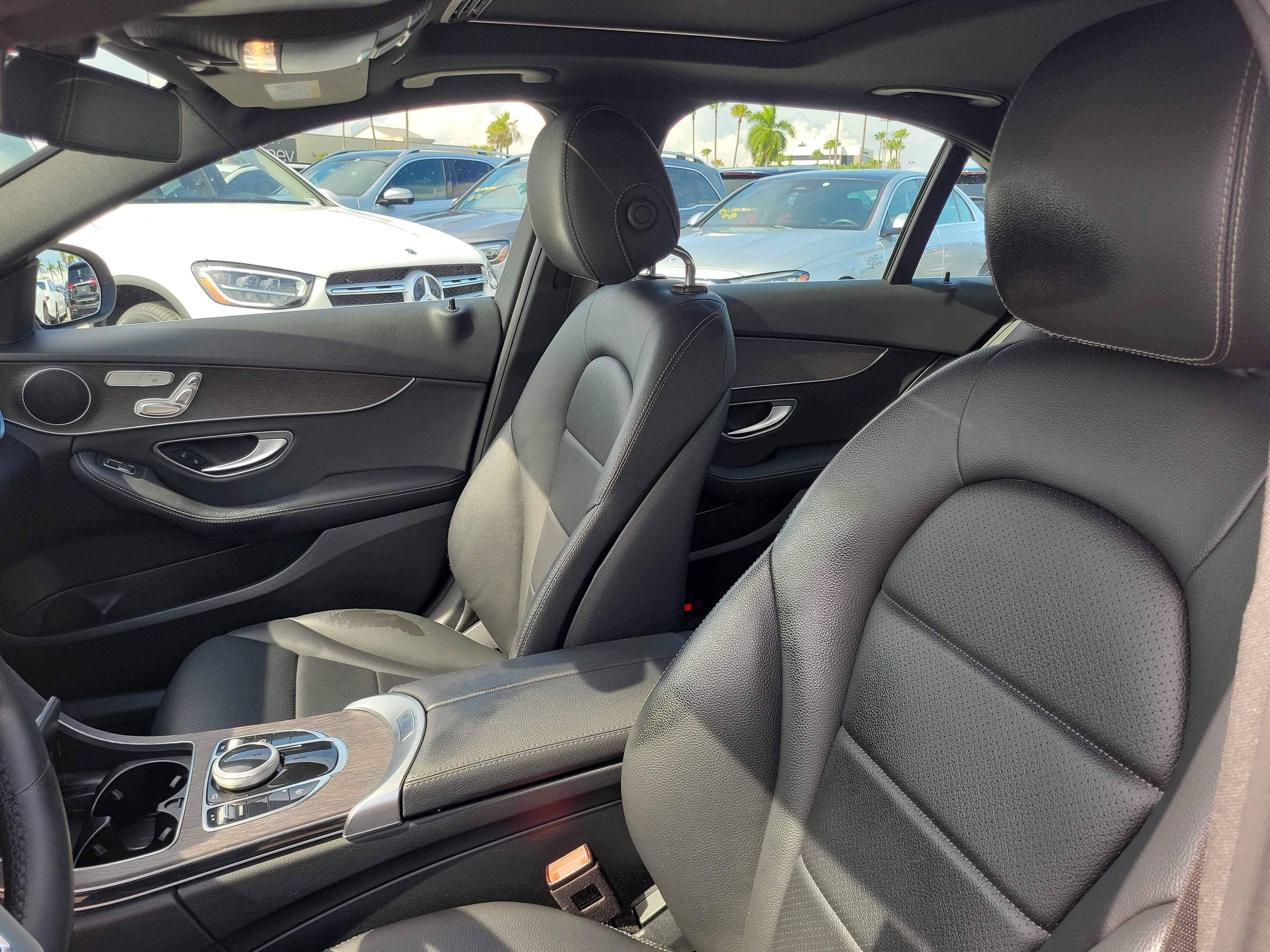 Used 2020 Mercedes-Benz C 300 Sedan image 23