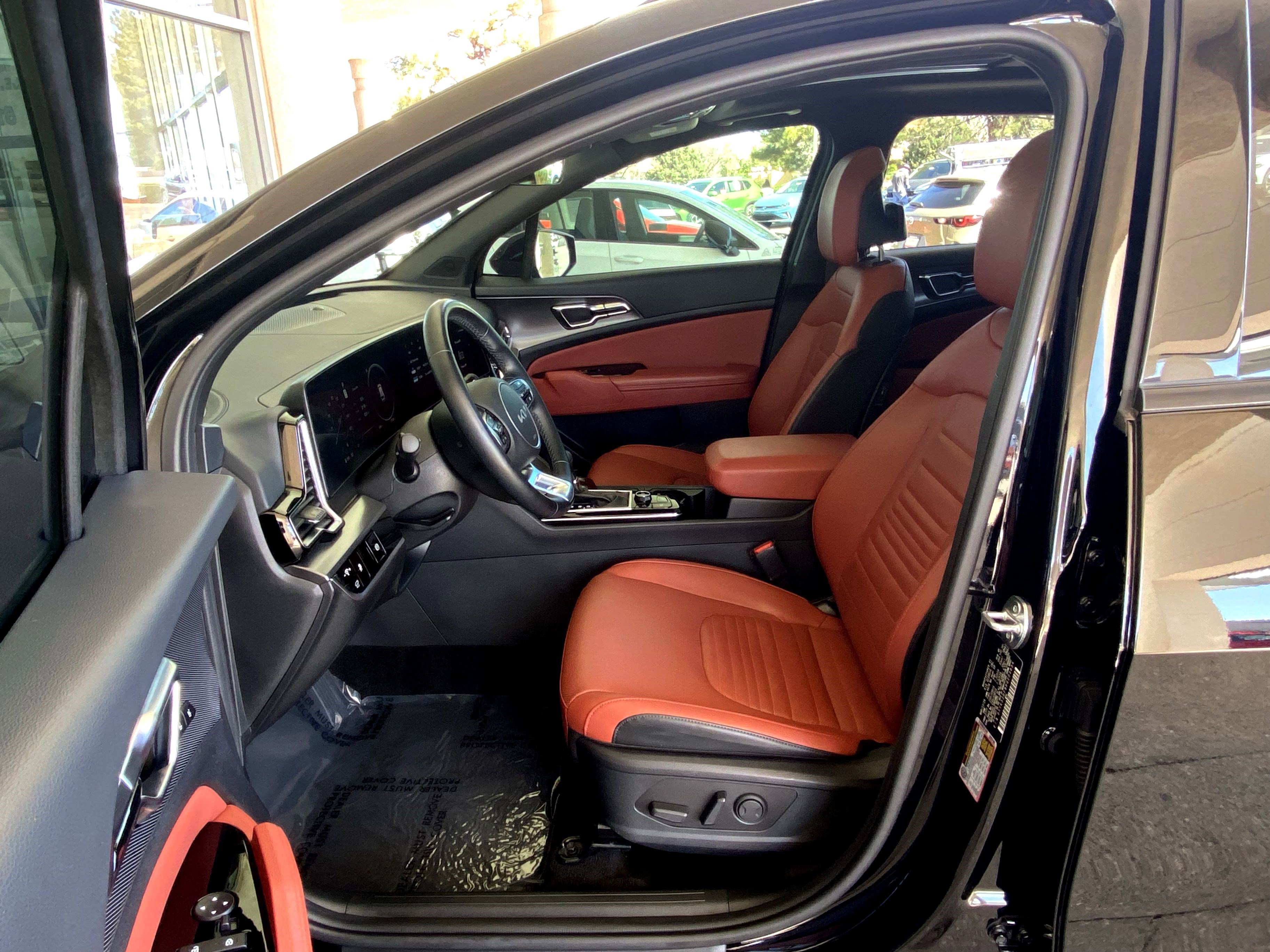 Used 2024 Kia Sportage SX image 37