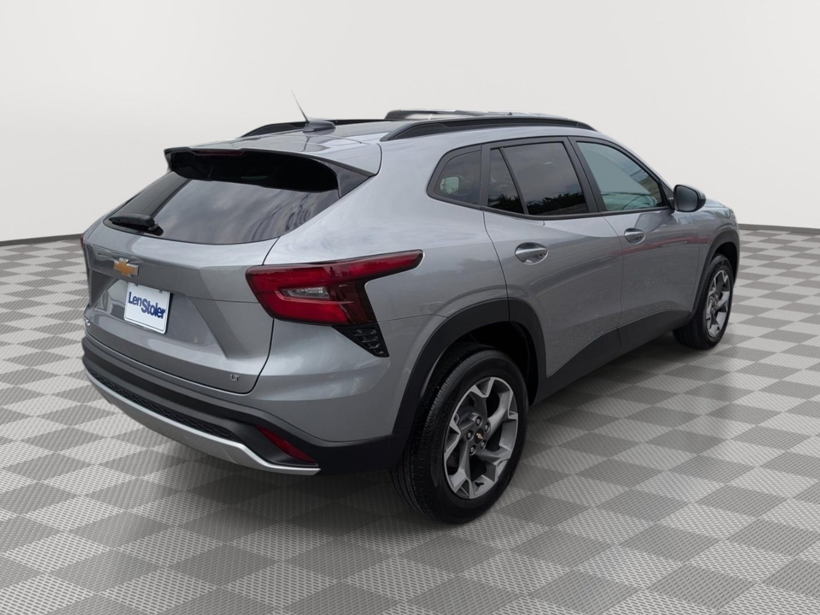 Used 2024 Chevrolet Trax LT w/ Driver Confidence Package FWD image 5