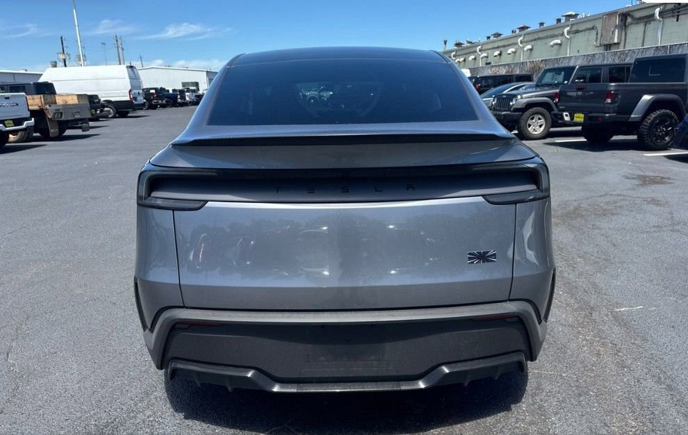Used 2026 Tesla Model Y Performance image 6