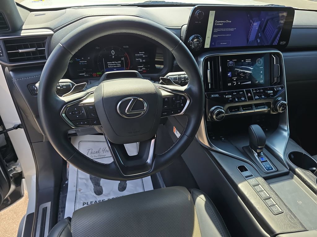 Used 2025 Lexus LX 700h Overtrail w/ Accessory Package (Z1) image 21