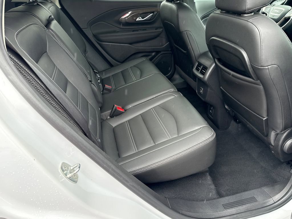 Used 2022 GMC Terrain Denali AWD/4WD image 16