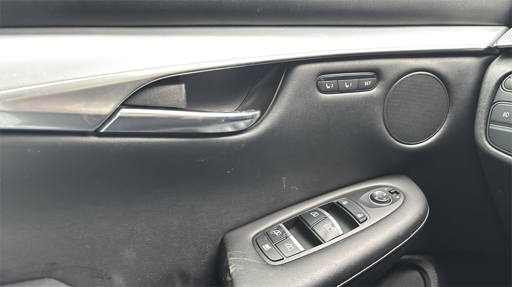 Used 2019 INFINITI QX50 Essential w/ Premium Heat Package image 16