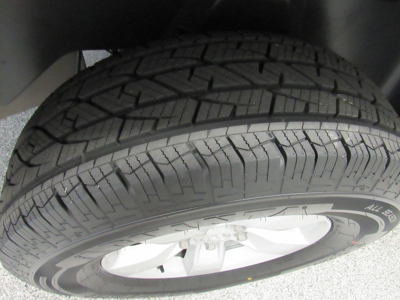 Used 2022 RAM 1500 Tradesman w/ Electronics Group AWD/4WD image 29