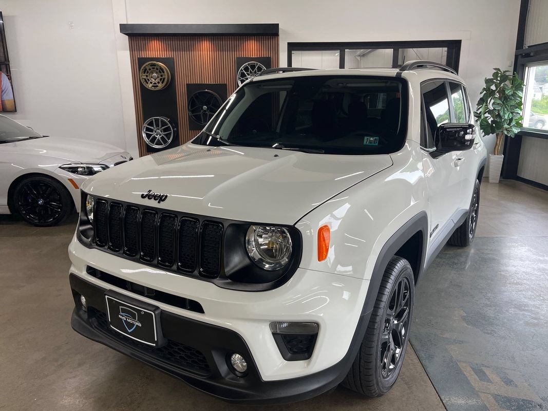 Used 2023 Jeep Renegade Altitude w/ Sun/Sound Group AWD/4WD image 56