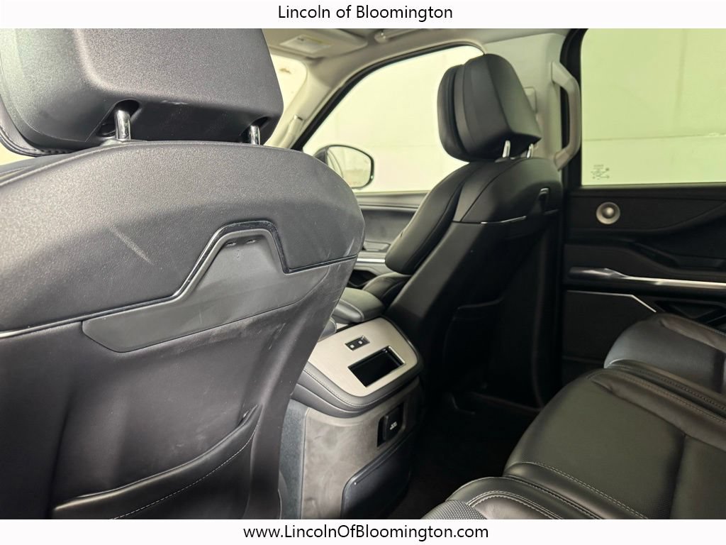 Certified 2025 Lincoln Navigator L Reserve AWD/4WD image 56