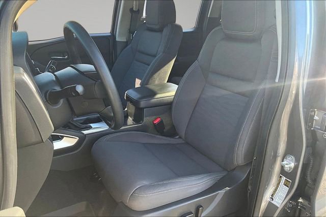 Used 2024 Nissan Frontier SV image 21